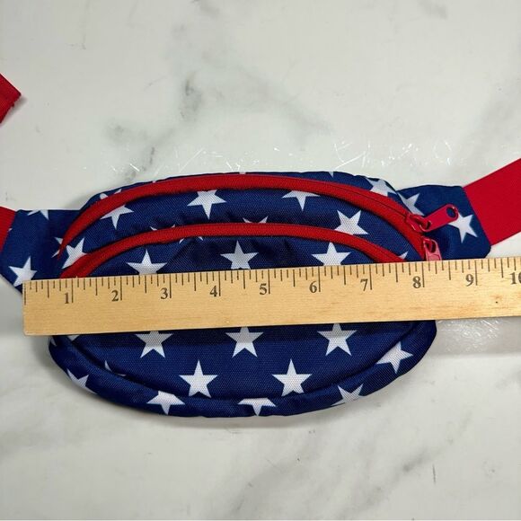 Kavu Spectator red, white & blue flag waist bag fanny pack, adjustable strap Y2K - Picture 10 of 12